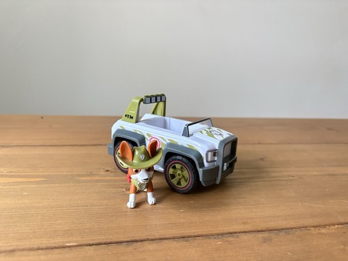 Paw patrol tracker figure - paw,